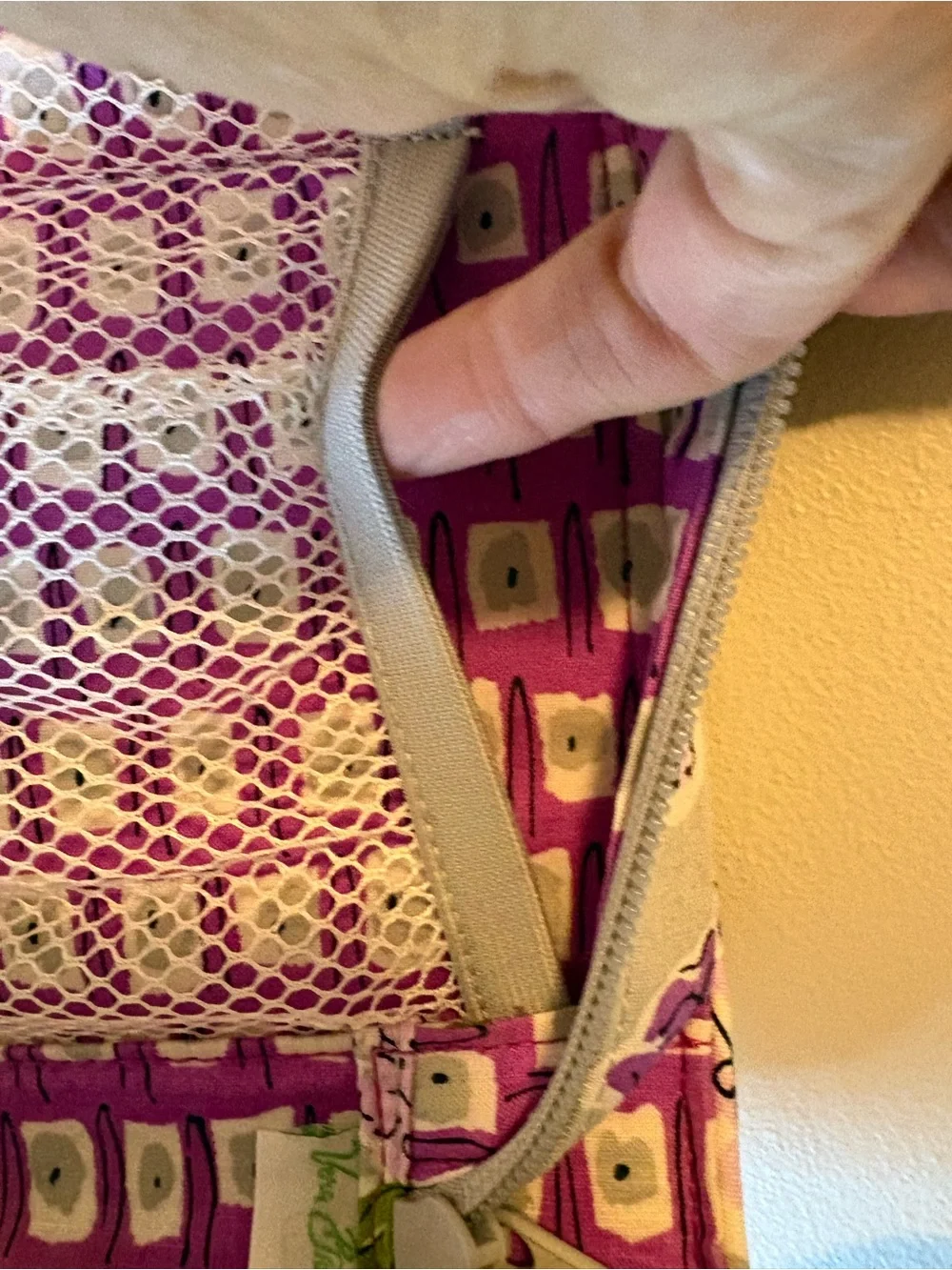 Vera Bradley Watercolor Tech Organizer Floral Quilted Travel Electronics Case